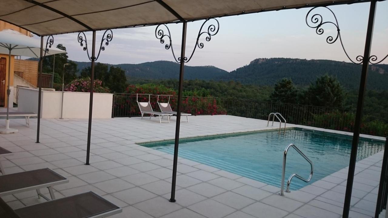 Hotel Au Relais Provencal Bagnols-en-Forêt Exterior foto